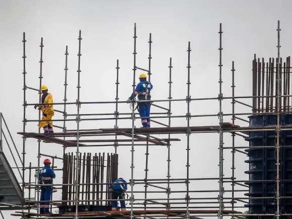 Giàn giáo công trình xếp gọn chịu tải được bao nhiêu?